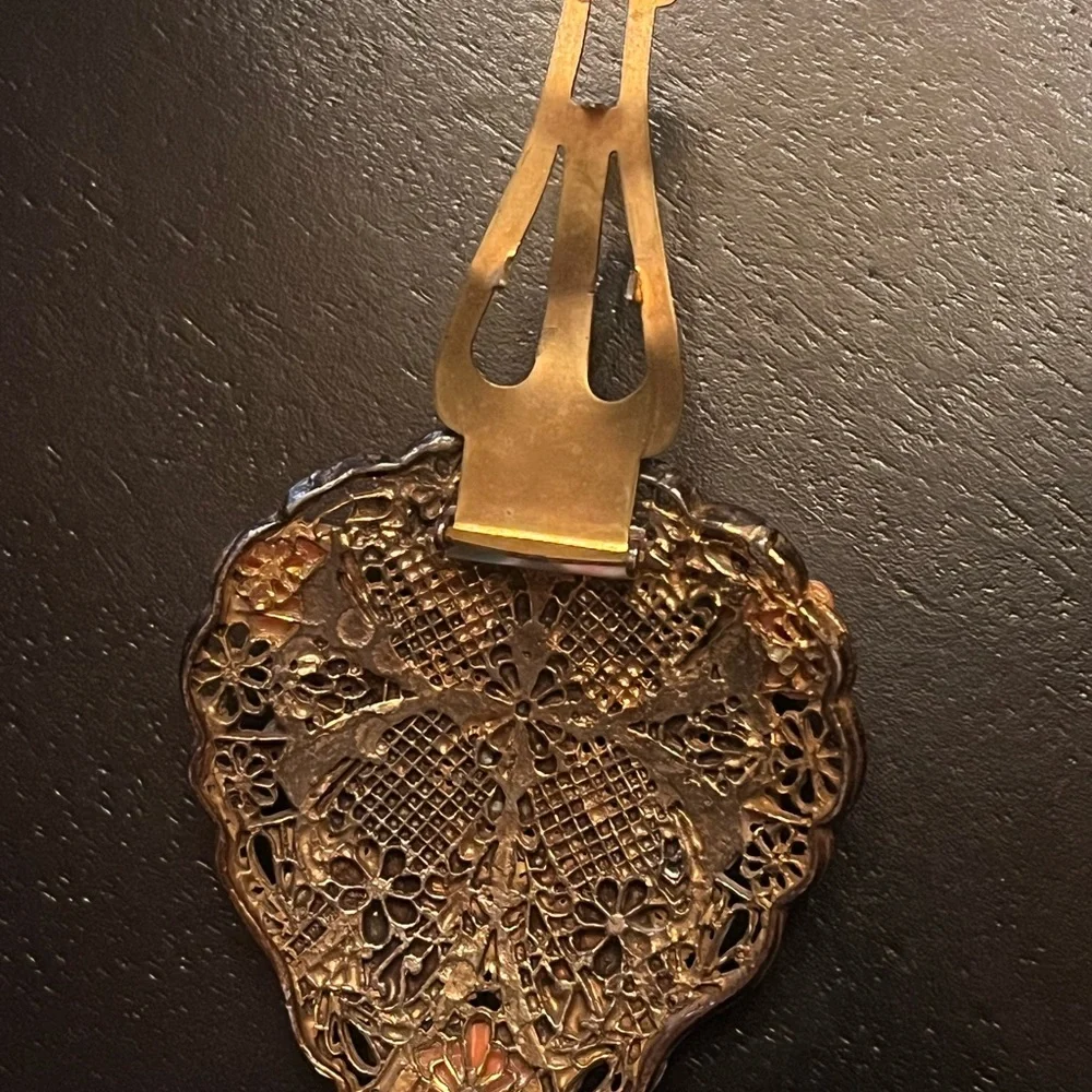 N/A fur clip